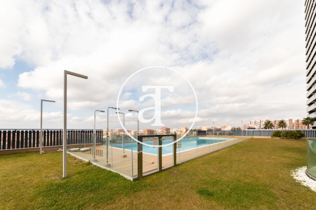 Appartement à louer avec 2 chambres et terrasse avec une excellente vue à Valdecederas 55