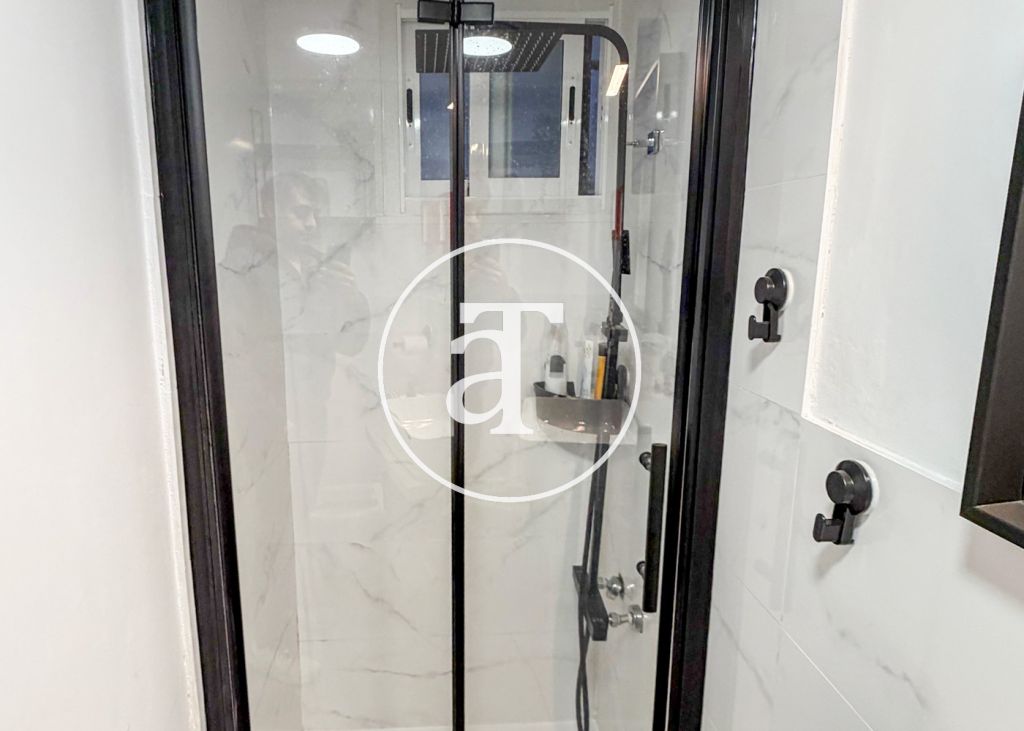 Duplex à louer temporairement, avec 1 chambre et 1 salle de bain, en centre-ville. 9