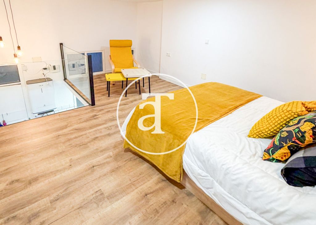 Duplex à louer temporairement, avec 1 chambre et 1 salle de bain, en centre-ville. 7