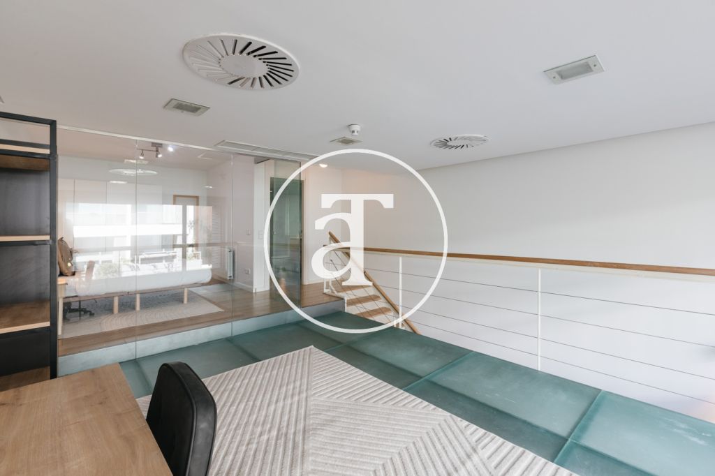 Duplex for monthly rental with 1 bedroom, bathroom and toilet with terrace in Simancas 41
