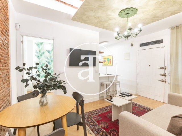 Monthly rental apartment with 2 bedrooms and 2 bathrooms in Justicia - Chueca