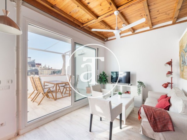 Piso de alquiler temporal de 1 habitación, 1 baño, terraza y estudio en el barrio de Salamanca