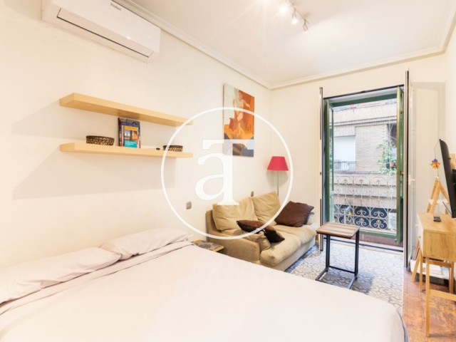 Studio avec balcon à louer pour une courte durée dans le centre de Madrid