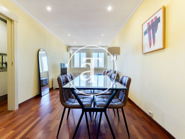 Appartement en location temporaire avec 1 chambre, 1 salle de bain et vue dégagée sur Calle Princesa