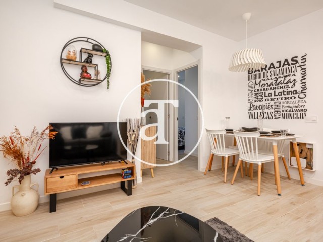 Piso de alquiler temporal de 2 habitaciones y 2 baños en Carabanchel