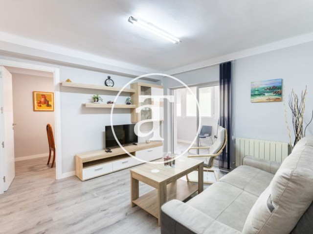 Piso de alquiler temporal de 3 habitaciones y 1 baño en Latina