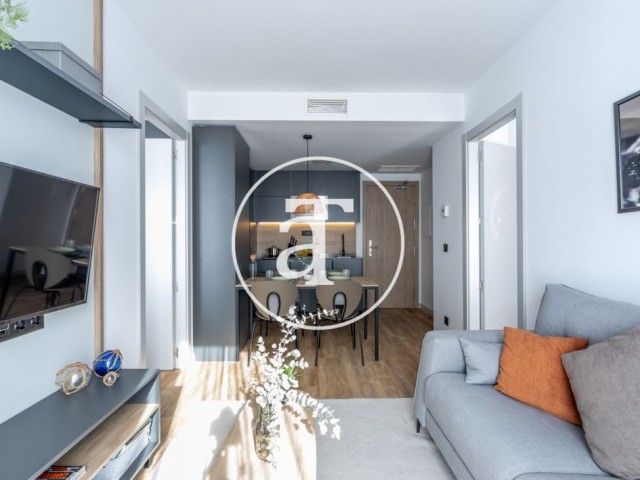 Apartamento con 2 habitaciones en suite y terraza en exclusiva zona residencial de Madrid